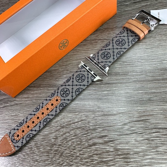 NEW✅TORY BURCH NAVY AND BROWN LEATHER BAND FOR APPLE WATCH 38-40MM TBS0065 - Picture 5 of 8